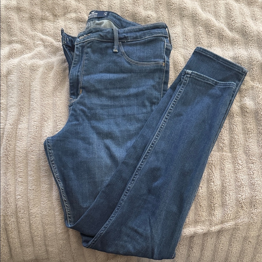 Hollister Women's Dark Blue Skinny Jeans
